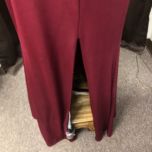 Maroon Formal Gown by STARBOX Size Medium - Picture 3 of 10